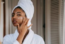 Protecting Sensitive Skin: The Importance of Scratch Mittens and Eczema Gloves Protecting Sensitive Skin: The Importance of Scratch Mittens and Eczema Gloves